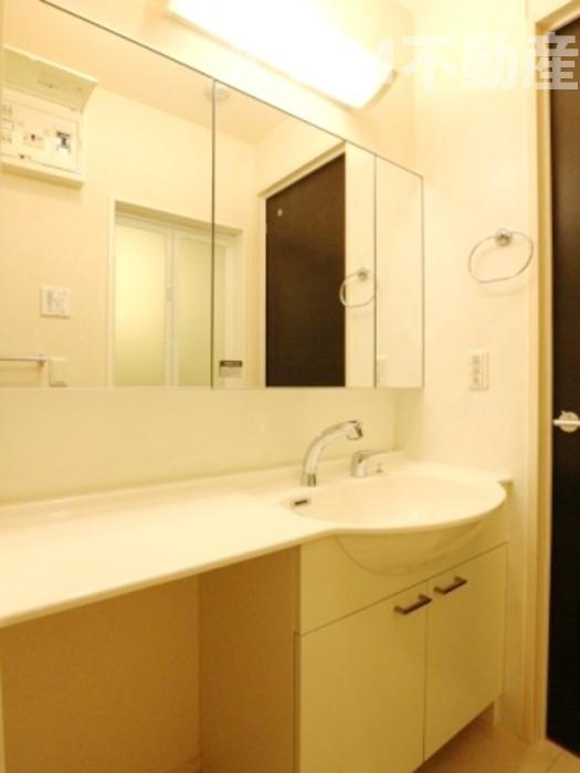 プレジールヤストシの洗面所|洗面所です