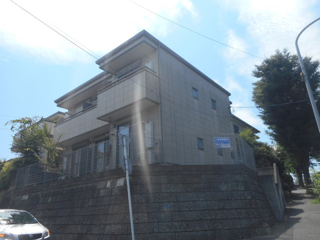 ヘーベル　フィオリーレの外観|青葉台駅徒歩６分　高台につき目線等きになりません