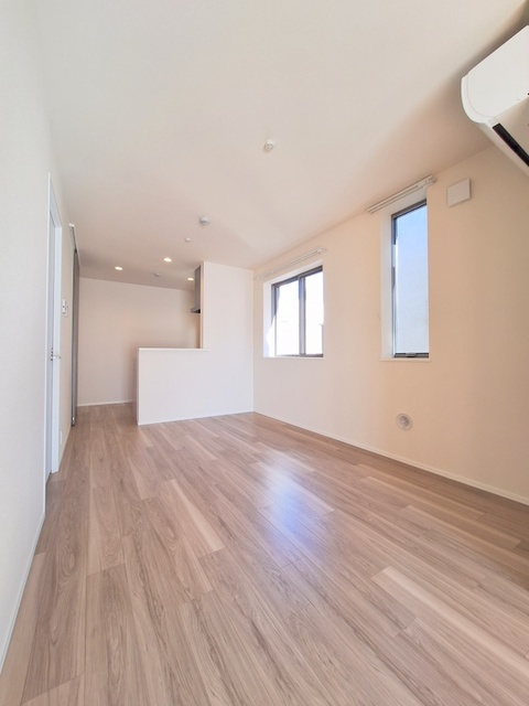 グランキ大森ガーデンの居間・リビング|10.0帖