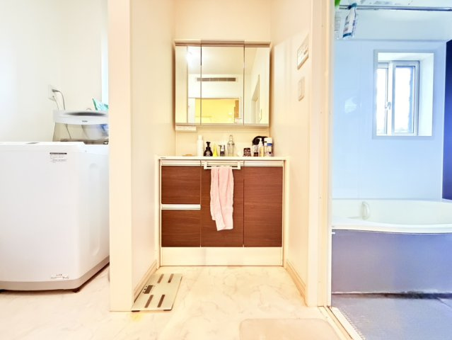 【太陽光付きオール電化】神栖市大野原中古物件【長期優良住宅】の洗面所