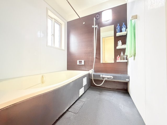 【太陽光付きオール電化】神栖市大野原中古物件【長期優良住宅】の浴室