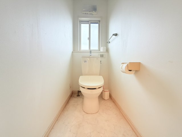 【太陽光付きオール電化】神栖市大野原中古物件【長期優良住宅】のトイレ
