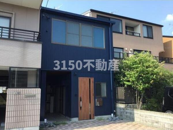 SEVEN’S　BOX寿の外観