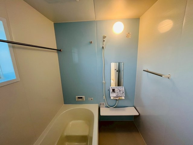 【Livele Garden】　小山市中久喜　第１　全5邸の浴室|〇２号棟　浴室〇
空気もこもらずいつもクリーンな浴室乾燥機付の広々バスルーム♪
2026年2月撮影