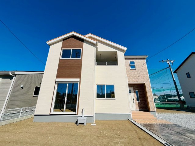 【Livele Garden】　小山市中久喜　第１　全5邸の外観|〇２号棟　外観〇
ゆったり和室付き♪雨の日も安心インナーバルコニー付きのお家です！
2026年2月撮影