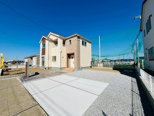 【Livele Garden】　小山市中久喜　第１　全5邸の前面道路含む現地写真|カースペース並列3台駐車可♪
2026年2月撮影