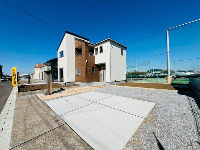 【Livele Garden】　小山市中久喜　第１　全5邸の前面道路含む現地写真|カースペース並列3台駐車可♪
2026年2月撮影