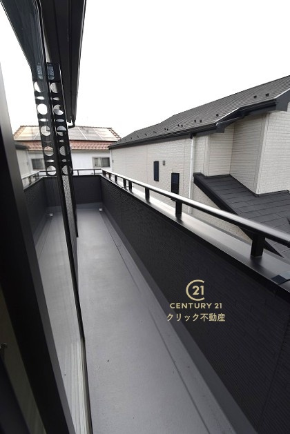 リーブルガーデン  小美玉市羽鳥　13期　4のバルコニー|お部屋から出られるバルコニーです。ちょっと気分転換に外の景色を眺めて深呼吸もいいですね。
