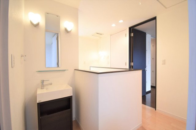 【内装】 | 宇多津町浜七番丁売戸建 | ２階廊下