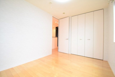 【洋室】 | 宇多津町浜七番丁売戸建 | ２階洋室収納