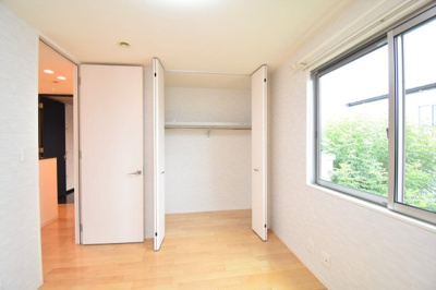【収納】 | 宇多津町浜七番丁売戸建 | ２階洋室収納