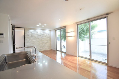 【居間・リビング】 | 宇多津町浜七番丁売戸建