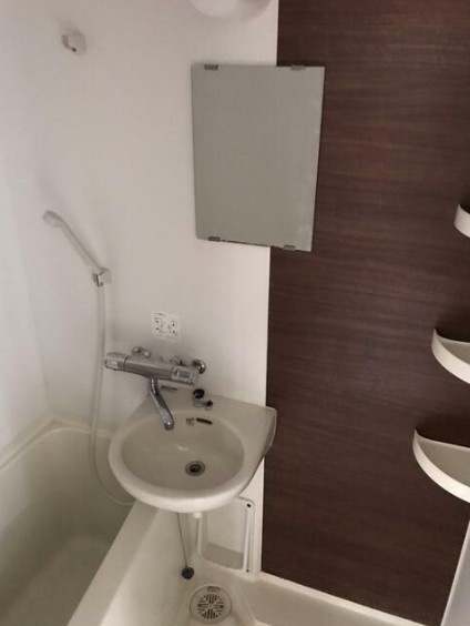 ユーハイムB棟の浴室