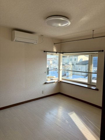 売下宿　帯広市西18条南5丁目の洋室