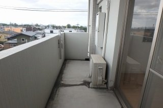 Ｌａｇｏａ湖東のバルコニー