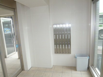 Ｌａｇｏａ湖東のエントランス