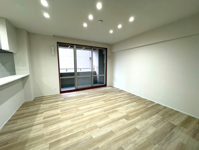 ◆２０２５年４月リフォーム完了◆駅徒歩４分◆４ＬＤＫ住戸◆２面バルコニー◆フォルクローレ瀬田の居間・リビング|リビング