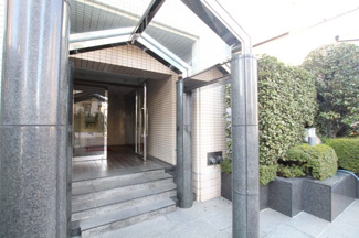 【エントランス】