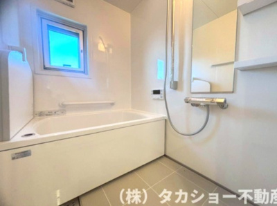 【浴室】 | グリーンハイム検見川　9号棟 | 浴室には窓が御座います!!
