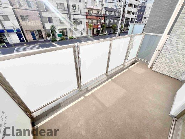 サンクレイドル浅草のバルコニー|ドキドキの新生活も、安心してスタート。ぴったりの住まいを見つけませんか？クランディアが一緒に住まい選びをサポートします‼　まずは、お気軽にお問合せください　＃クランディア