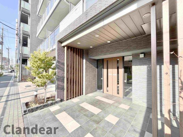 サンクレイドル浅草のエントランス|ドキドキの新生活も、安心してスタート。ぴったりの住まいを見つけませんか？クランディアが一緒に住まい選びをサポートします‼　まずは、お気軽にお問合せください　＃クランディア