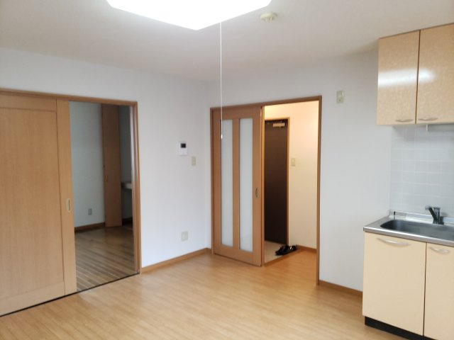 アル・ファーロ・ミヤギの居間・リビング