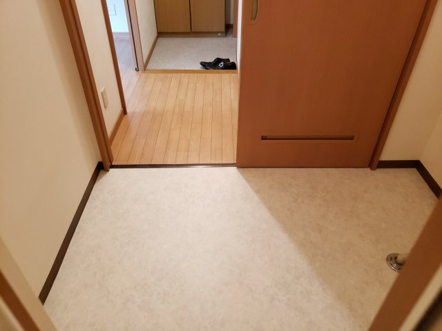 アル・ファーロ・ミヤギの玄関