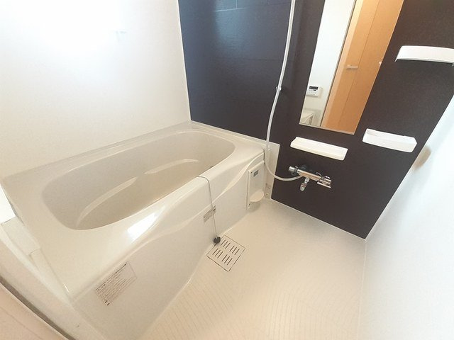 ルミノース・レジューネⅡの浴室