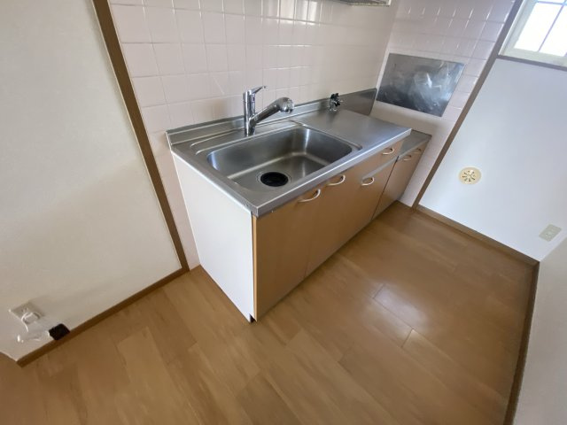 ヴィエルジュ大道のキッチン