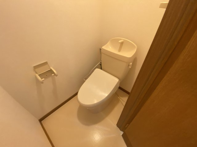 ヴィエルジュ大道のトイレ