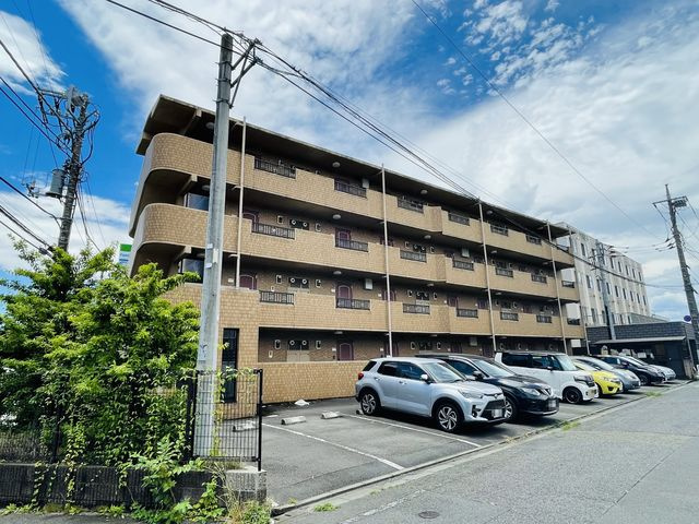 モンテジュールの外観