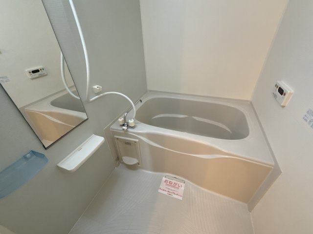 ドルチェⅡの浴室