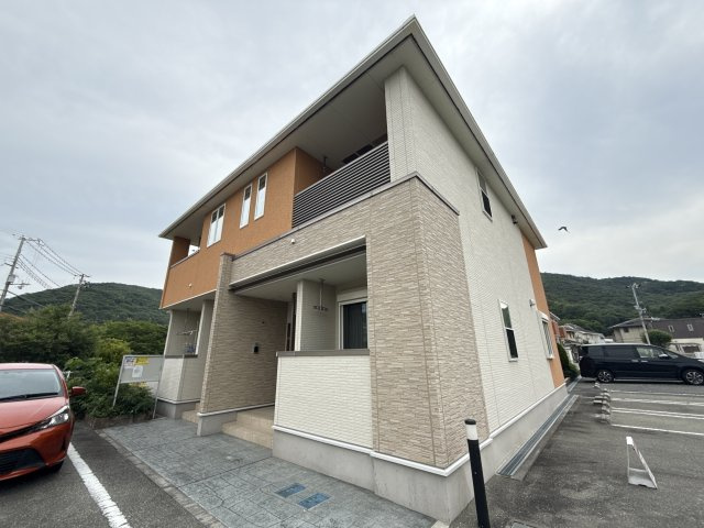 シン．シン．ハウスＤの外観