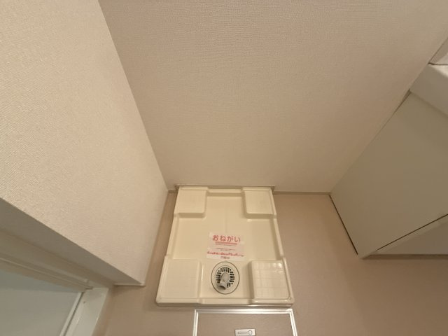 シン．シン．ハウスＤのその他