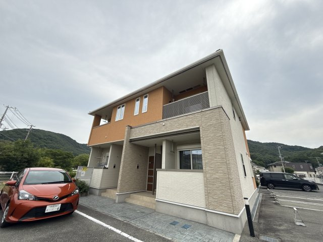 シン．シン．ハウスＤ