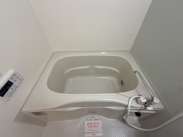 シン．シン．ハウスＤの浴室