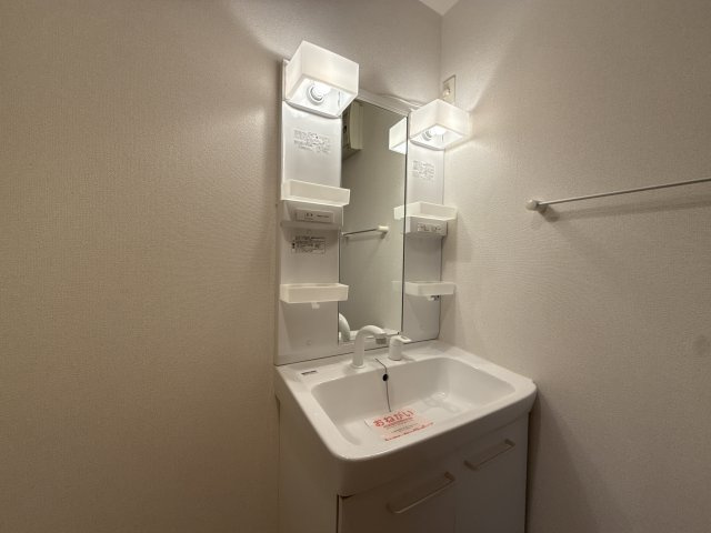 シン．シン．ハウスＤの洗面所