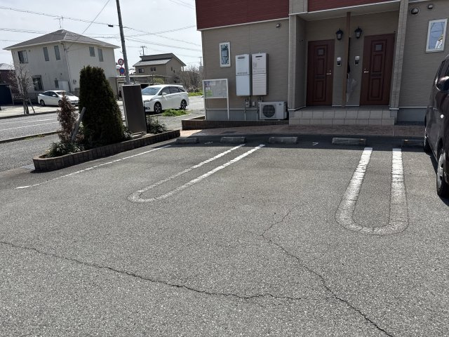 キャッスル・ミニヨンの駐車場