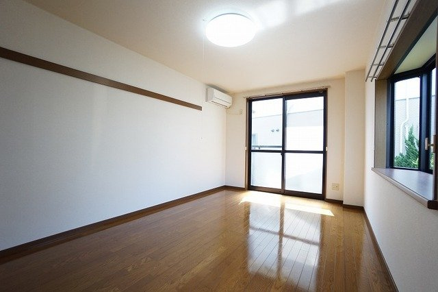 クレール穴生の内装