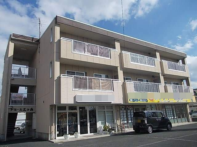 ドミール三ヶ森の外観