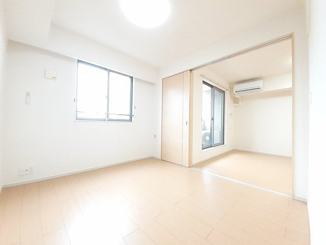 ブルックサイドアベニューの内装