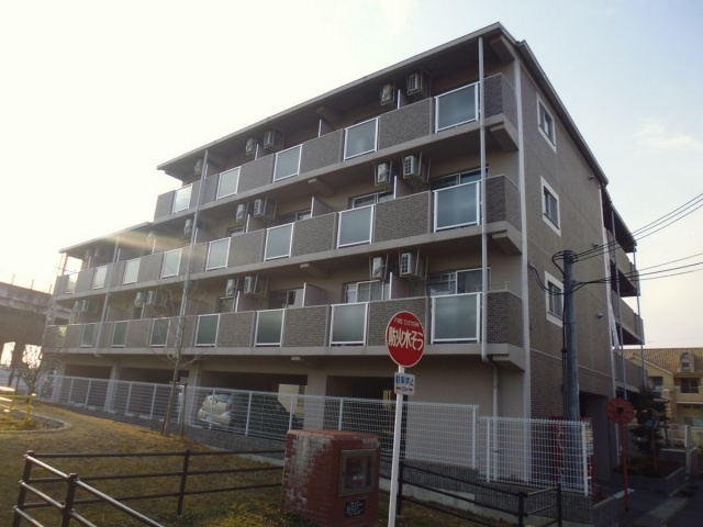 アートプラザ神戸西の外観