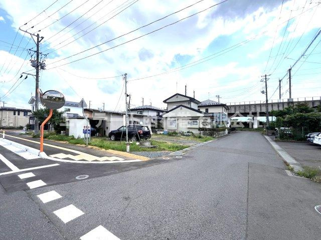 紫波町中島字鷲内　土地の前面道路含む現地写真