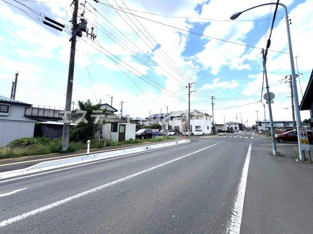 紫波町中島字鷲内　土地の前面道路含む現地写真