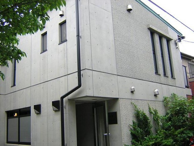 高円寺栄マンションのエントランス