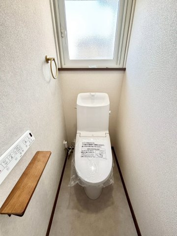 新琴似12条11丁目　戸建のトイレ