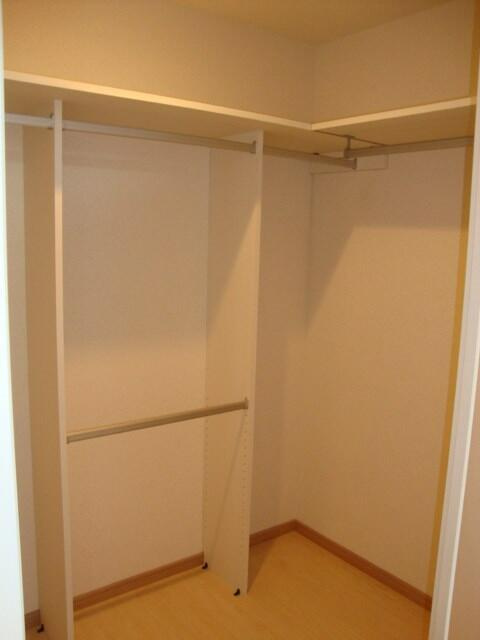 ベルウッド一之江の収納