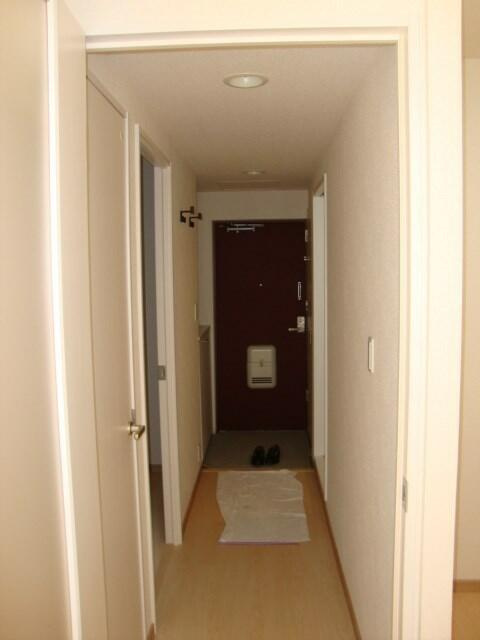 ベルウッド一之江の玄関