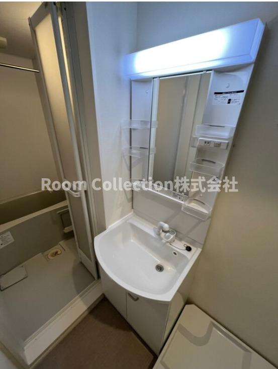 KOMOREBIの独立洗面台