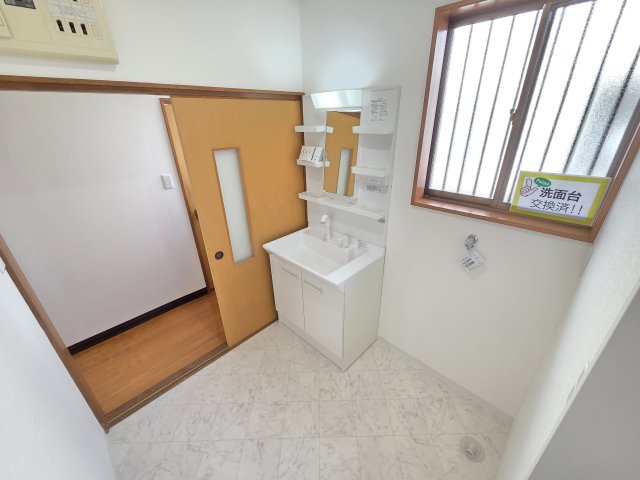 太田市鳥山上町　中古住宅の洗面所|洗面脱衣所
